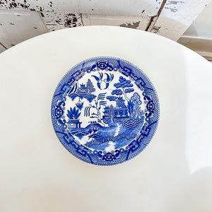 Blue Willow Plate 💙🍽️